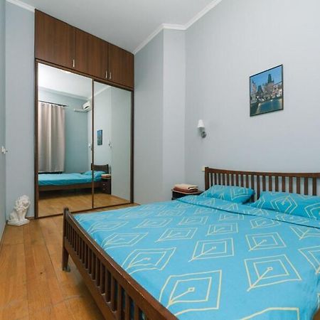 Apartments In Center Metro Olimpiyskay Velyka Vaselkivska Street キエフ エクステリア 写真